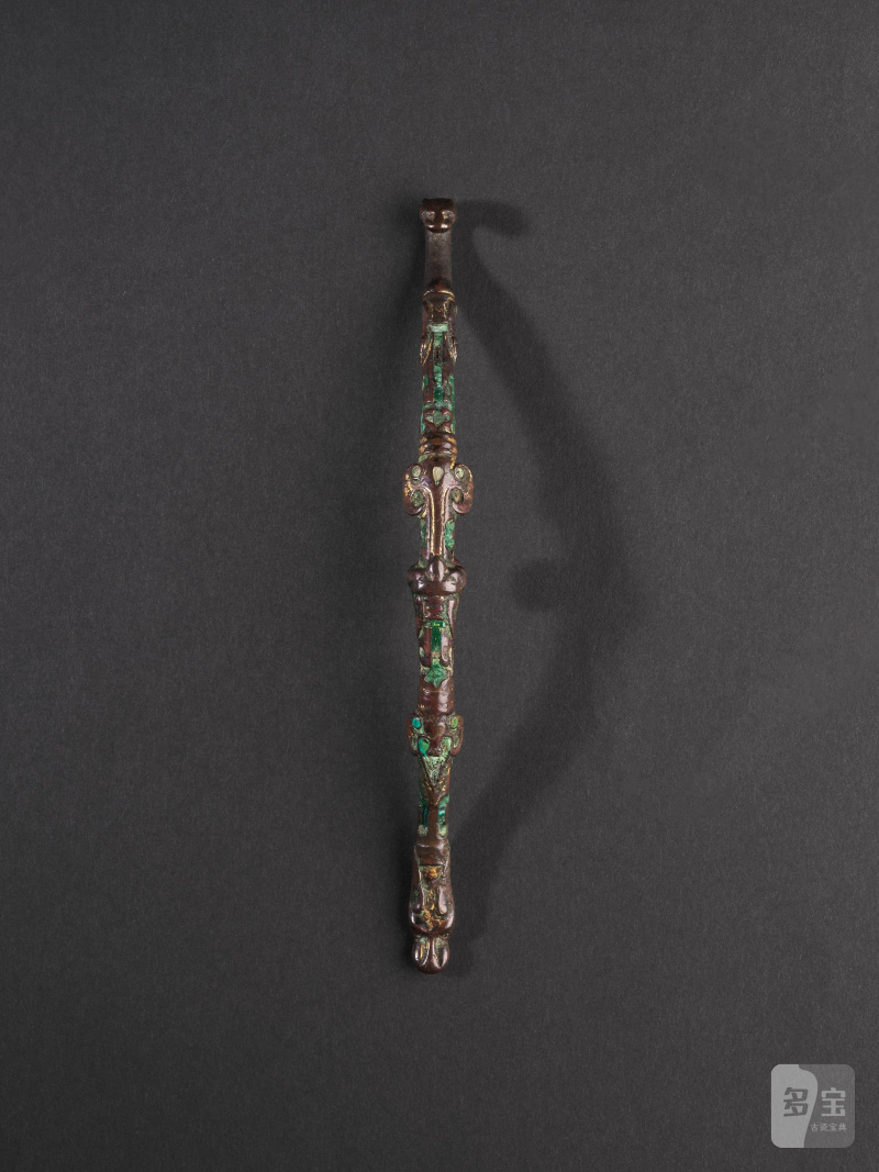 戰國 公元前四至三世紀 青銅錯金嵌松石帶鉤 | FIBULE EN BRONZE ET INCRUSTATIONS EN TURQUOISE - 图4